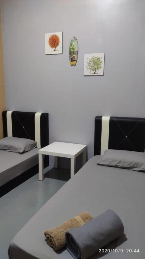 Ny Tropical Backpackers Hostel Десару Екстериор снимка