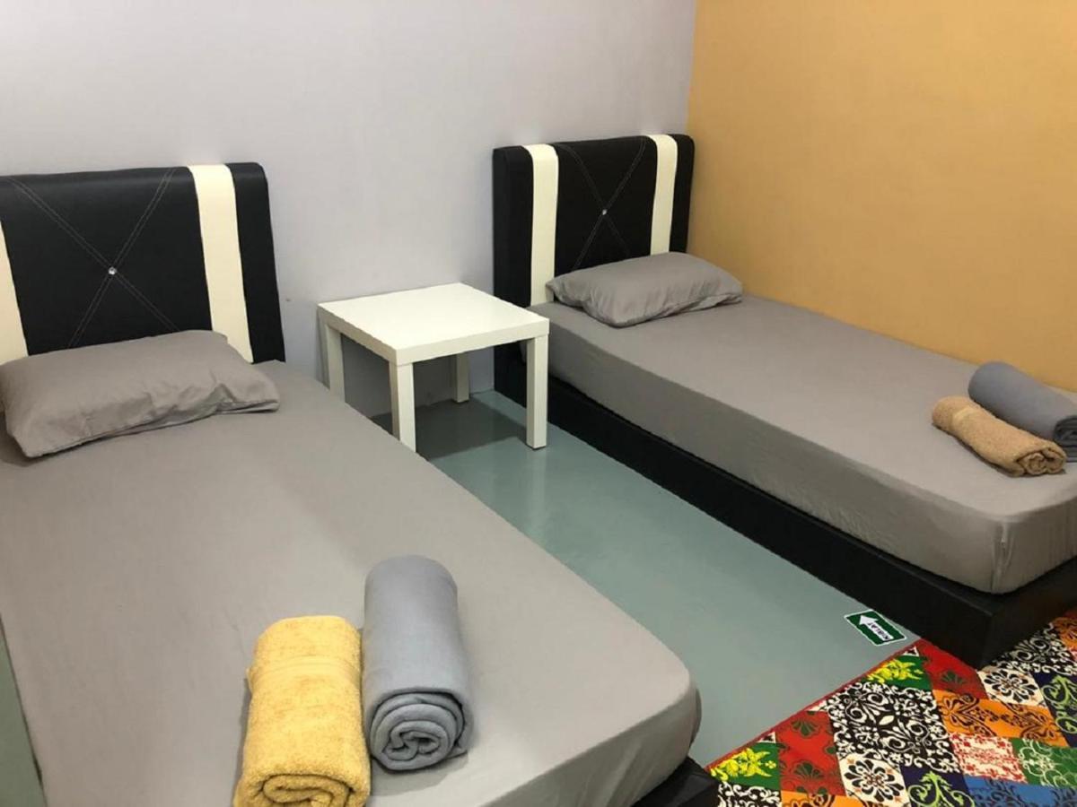 Ny Tropical Backpackers Hostel Десару Екстериор снимка