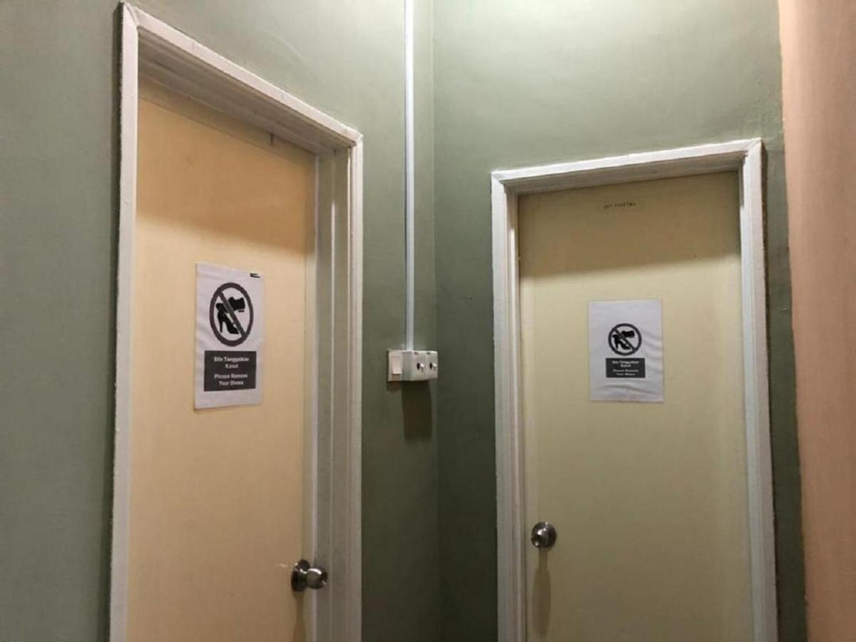 Ny Tropical Backpackers Hostel Десару Екстериор снимка