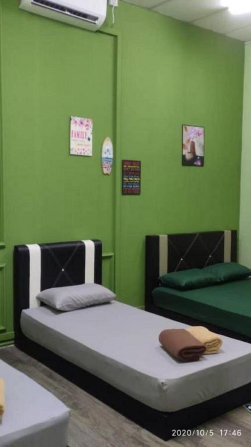 Ny Tropical Backpackers Hostel Десару Екстериор снимка