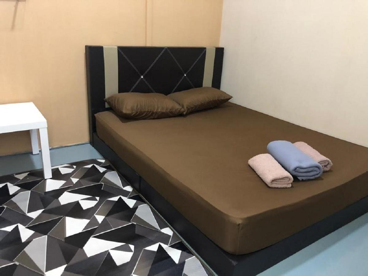 Ny Tropical Backpackers Hostel Десару Екстериор снимка