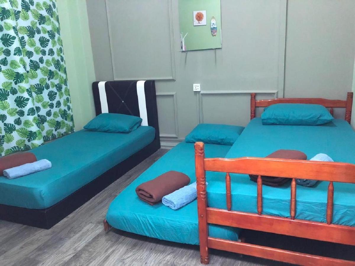 Ny Tropical Backpackers Hostel Десару Екстериор снимка