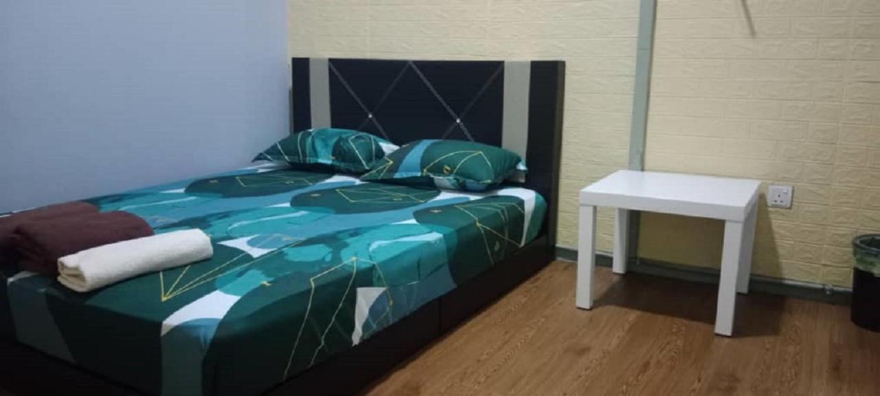 Ny Tropical Backpackers Hostel Десару Екстериор снимка