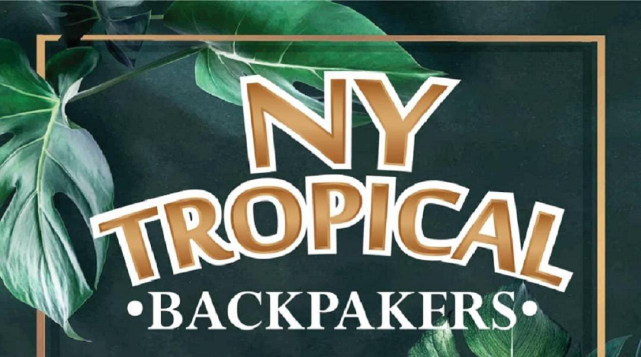 Ny Tropical Backpackers Hostel Десару Екстериор снимка